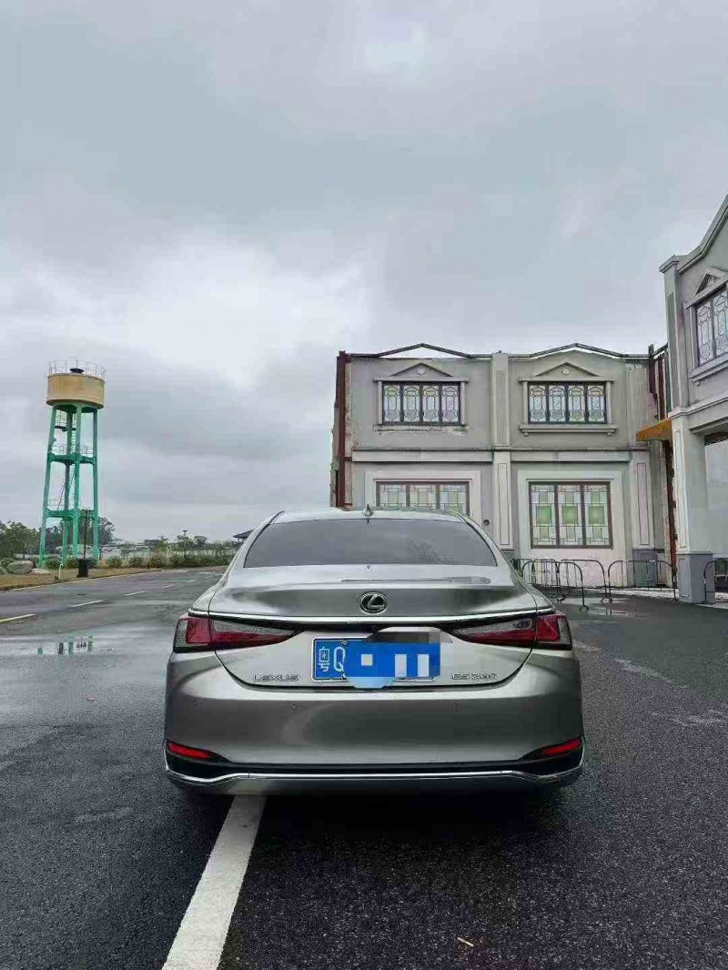 汕头20年雷克萨斯ES9