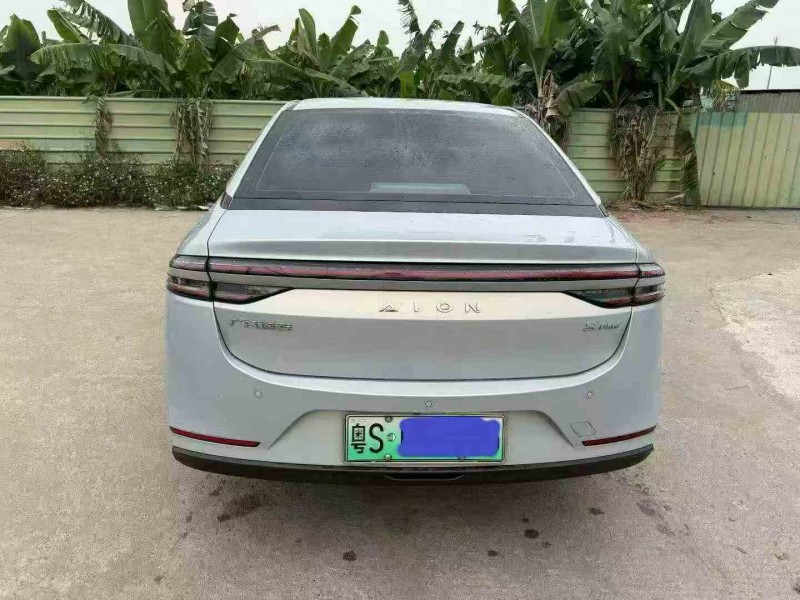 汕头23年传祺埃安S9