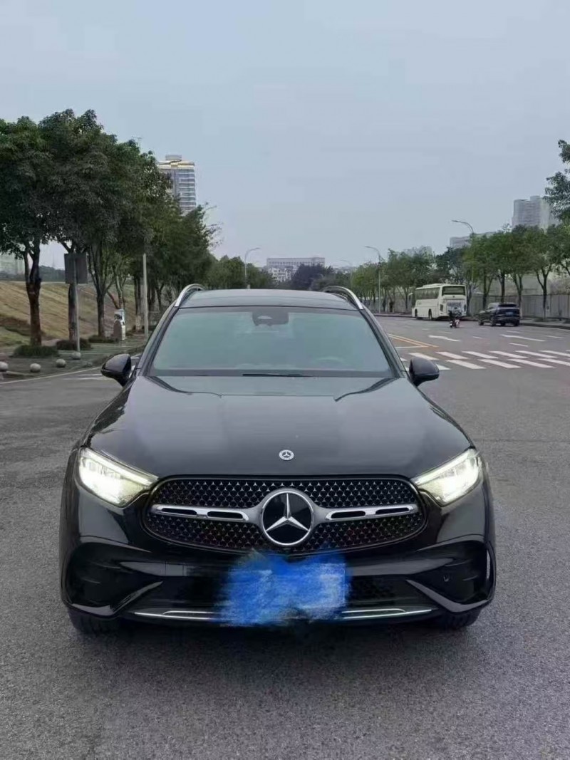 重庆24年奔驰GLC1