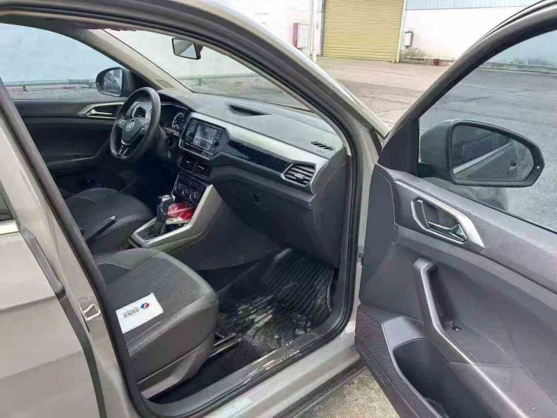 湛江19年大众途铠4