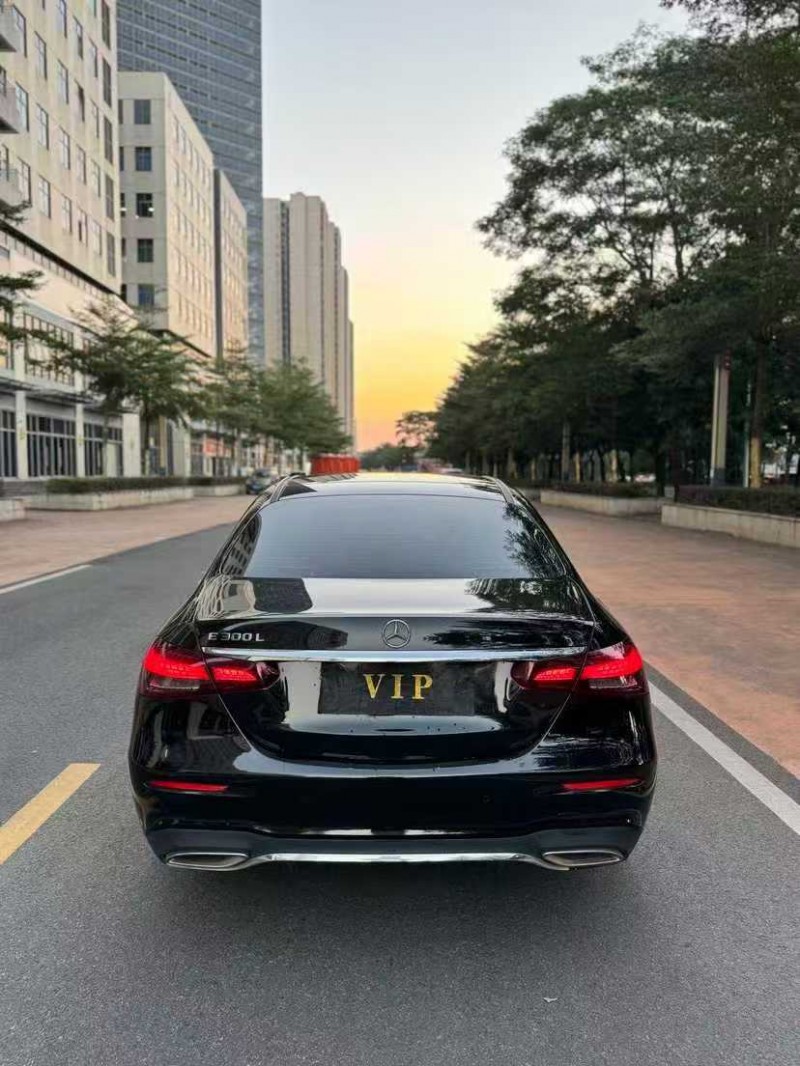 东莞21年奔驰E8