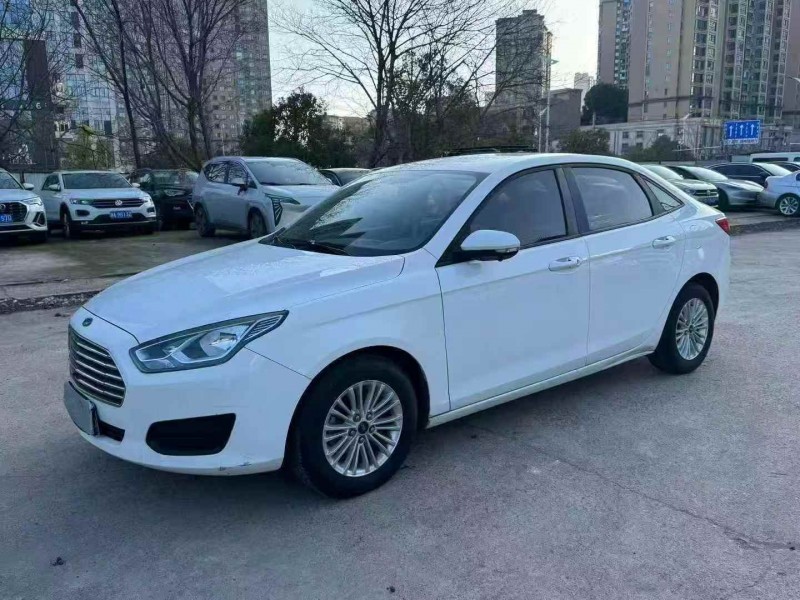 邵阳18年福特福睿斯2