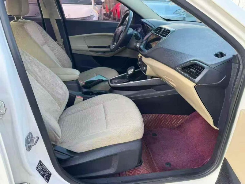 邵阳18年福特福睿斯5