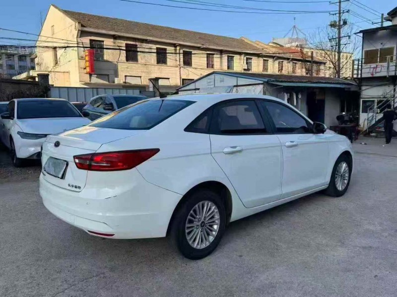 邵阳18年福特福睿斯8