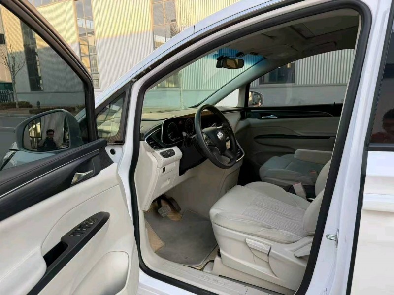 徐州23年别克GL88