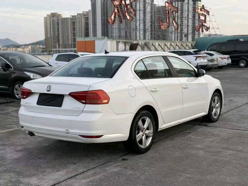 东莞19年大众朗逸5