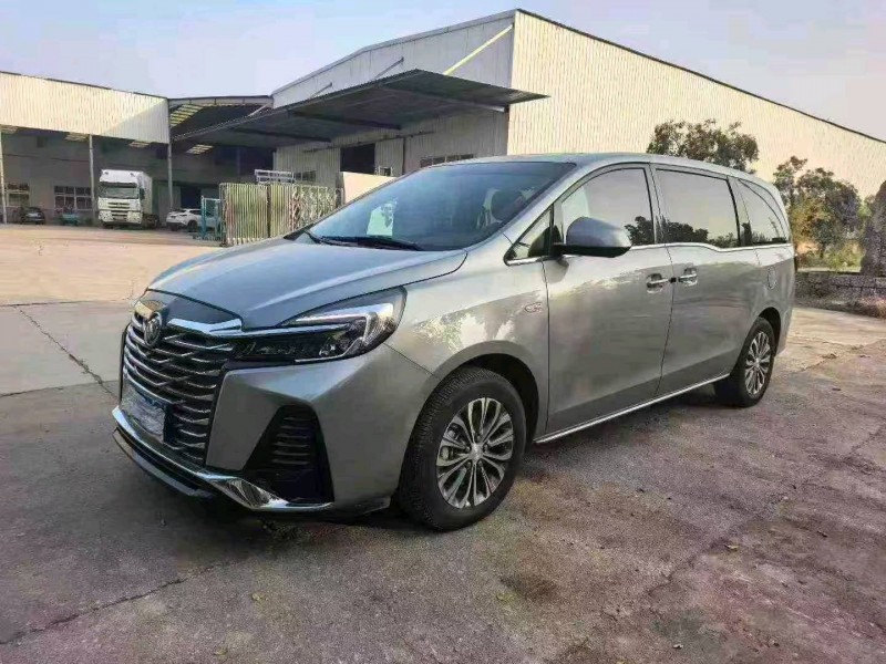 徐州23年别克GL82