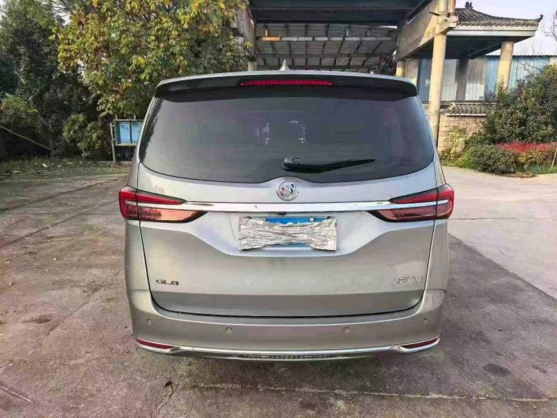 徐州23年别克GL86