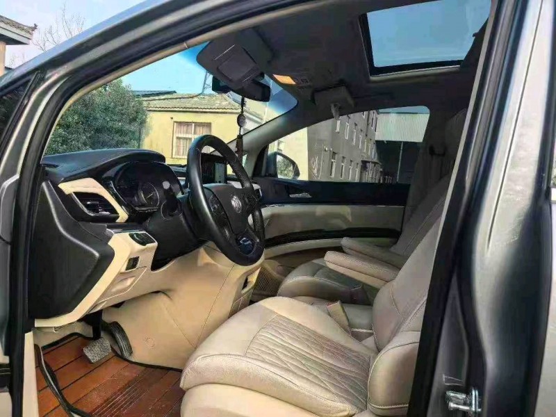 徐州23年别克GL87