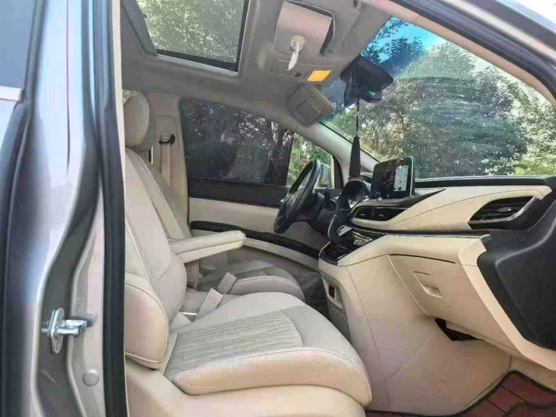 徐州23年别克GL89