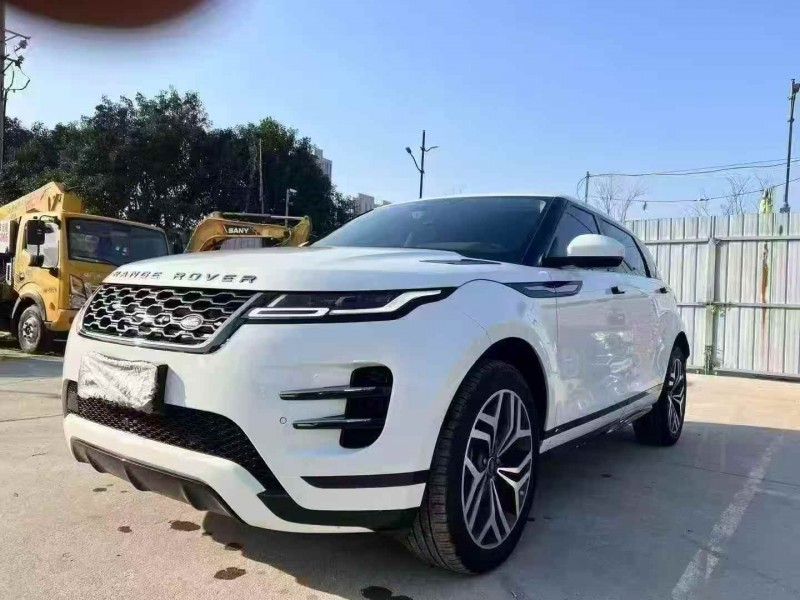 苏州22年路虎极光3