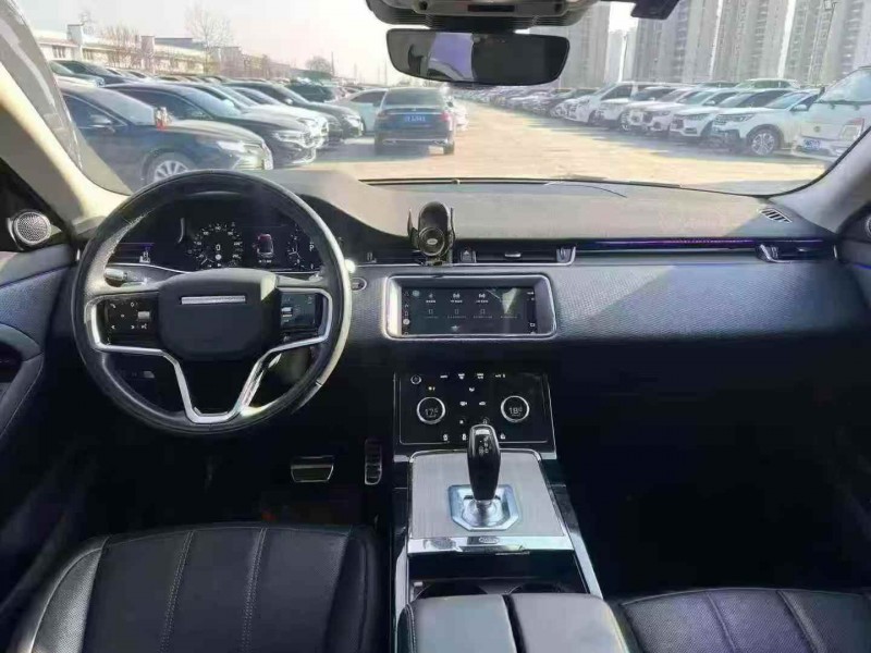 苏州22年路虎极光5