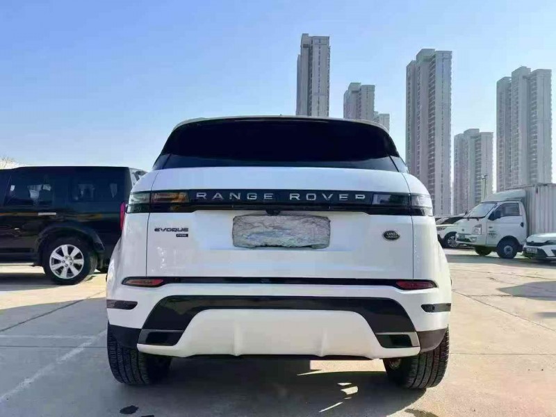 苏州22年路虎极光7