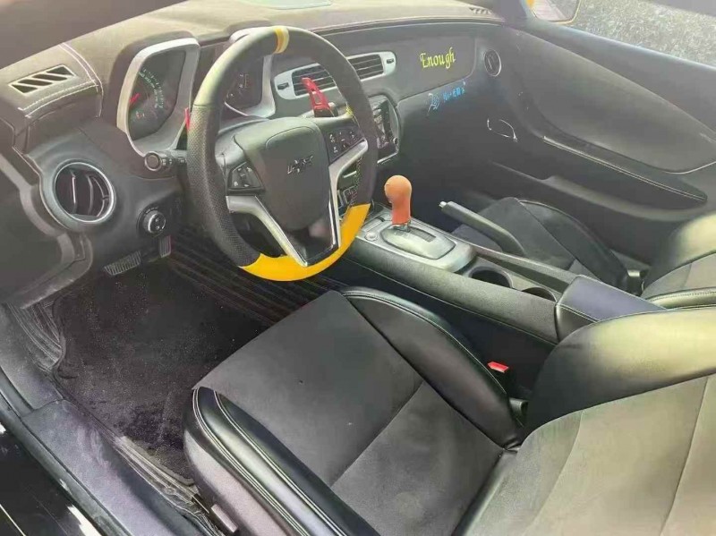 济宁16年雪佛兰科迈罗6