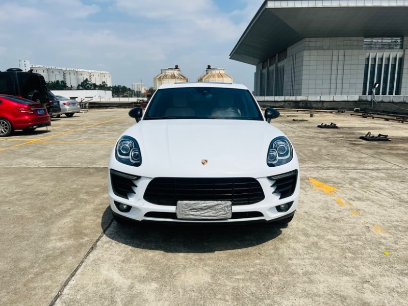 东莞16年保时捷Macan1