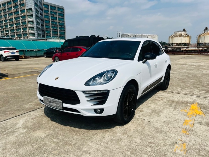 东莞16年保时捷Macan2