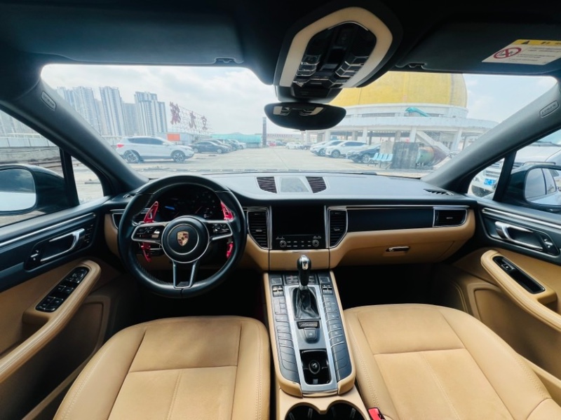 东莞16年保时捷Macan4