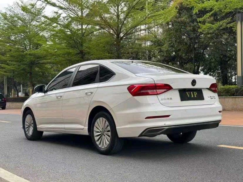 东莞20年大众朗逸9