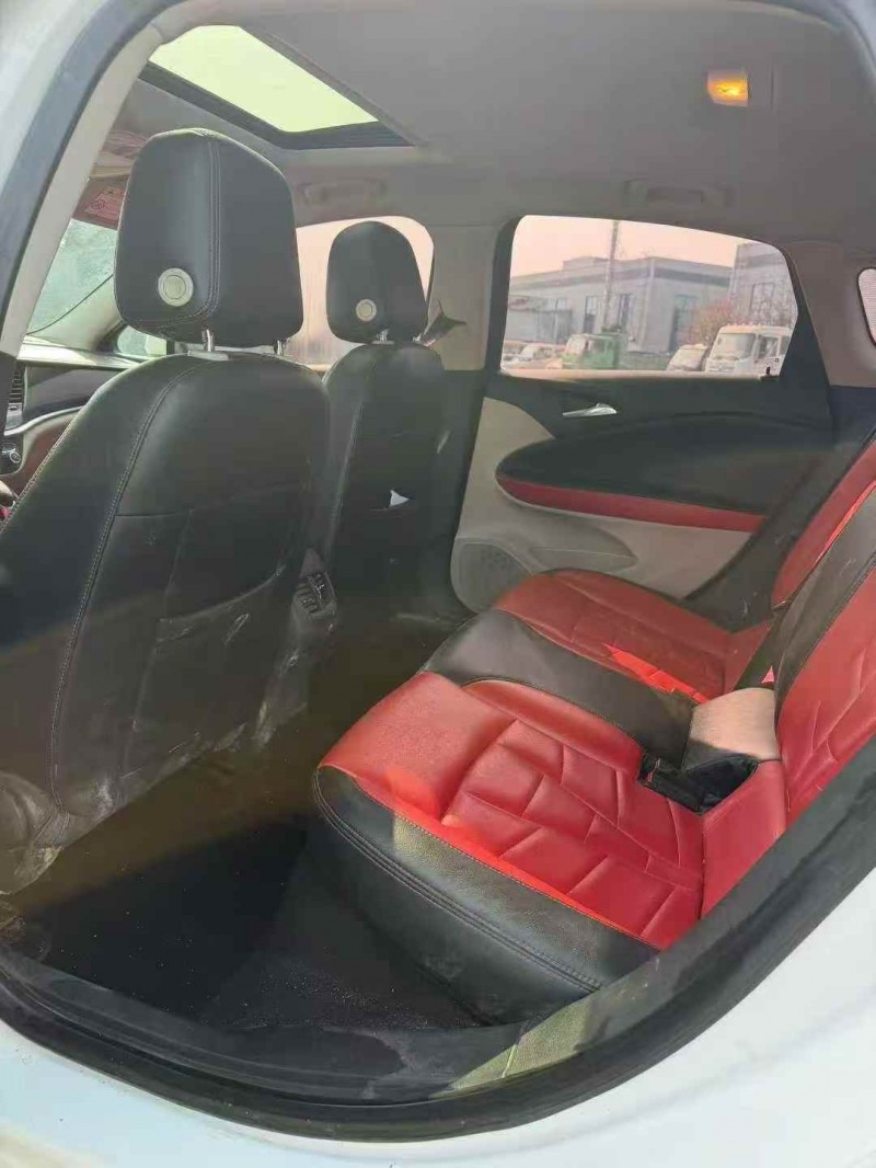 苏州20年别克威朗6