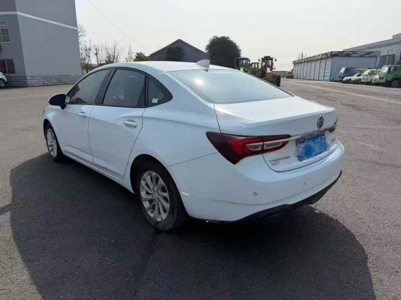 苏州20年别克威朗9