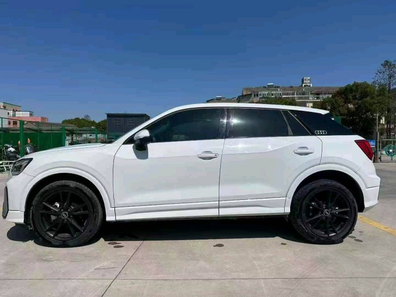 东营23年奥迪Q58