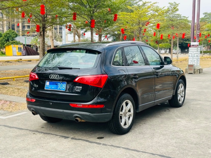 东莞13年奥迪Q56