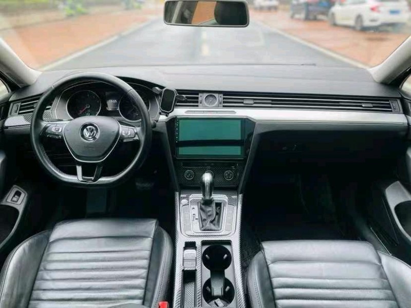 东莞19年大众迈特威8