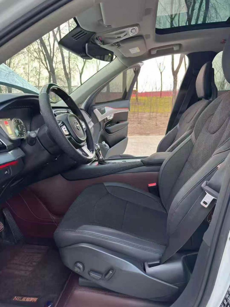 长治17年沃尔沃XC606