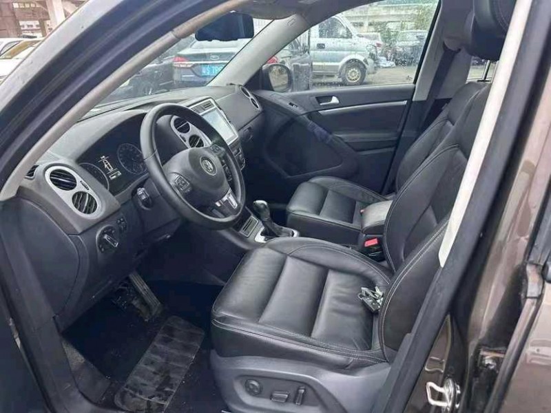 东莞17年大众途观4