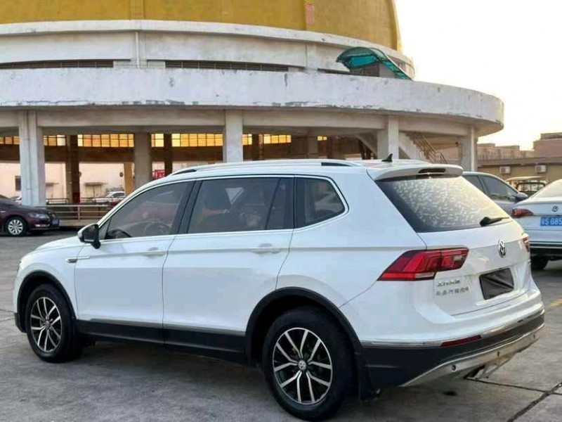 东莞17年大众途观6