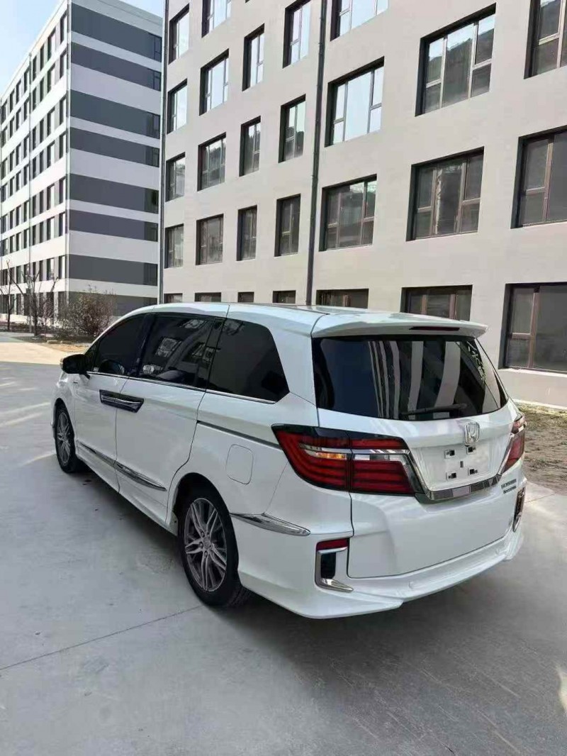 济宁20年本田艾力绅8