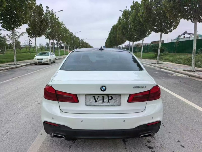 郑州20年宝马5系9