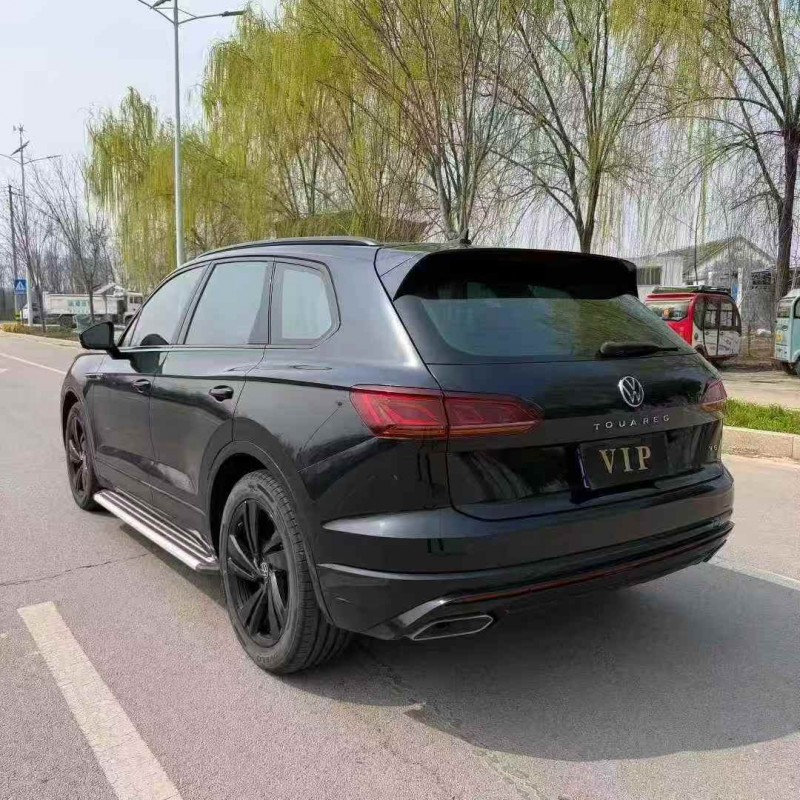 济宁22年大众途锐9