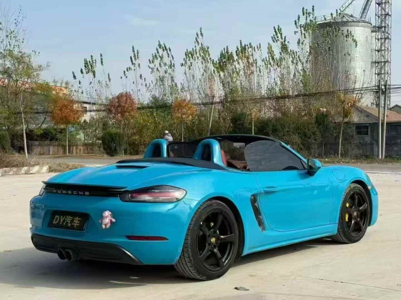 济南17年保时捷7187