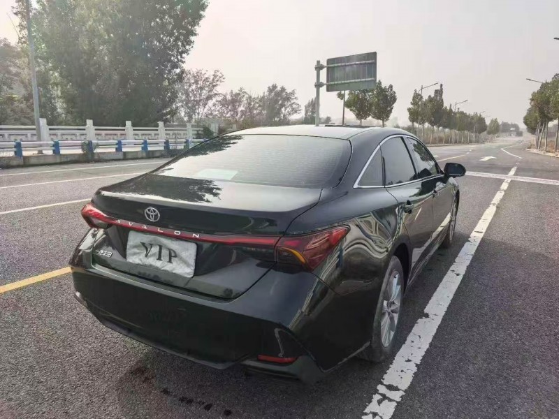 郑州25年丰田亚洲龙7