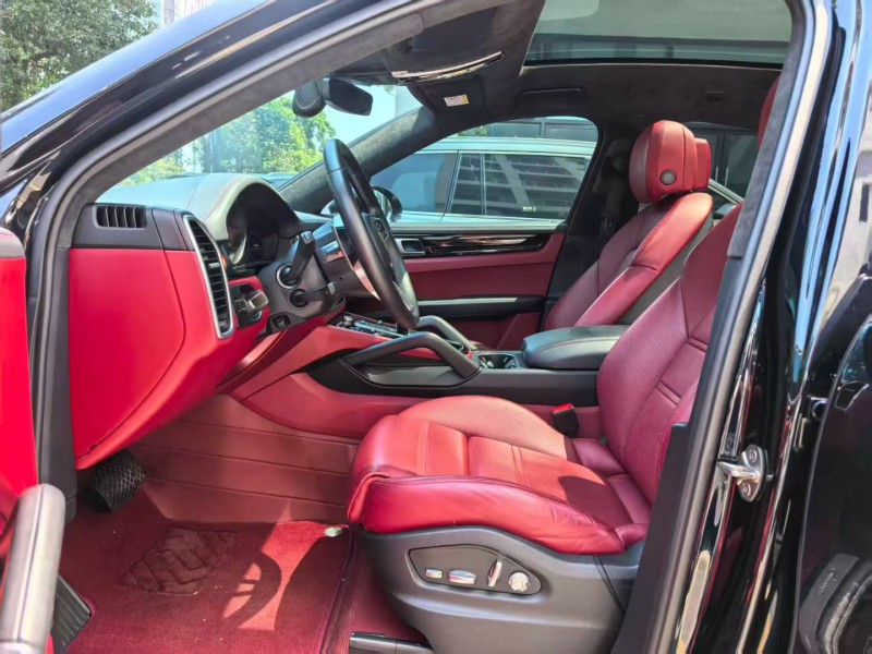 深圳22年保时捷卡宴6