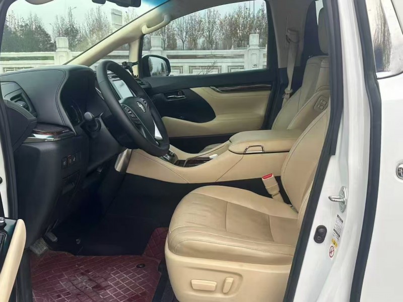 郑州18年丰田埃尔法4