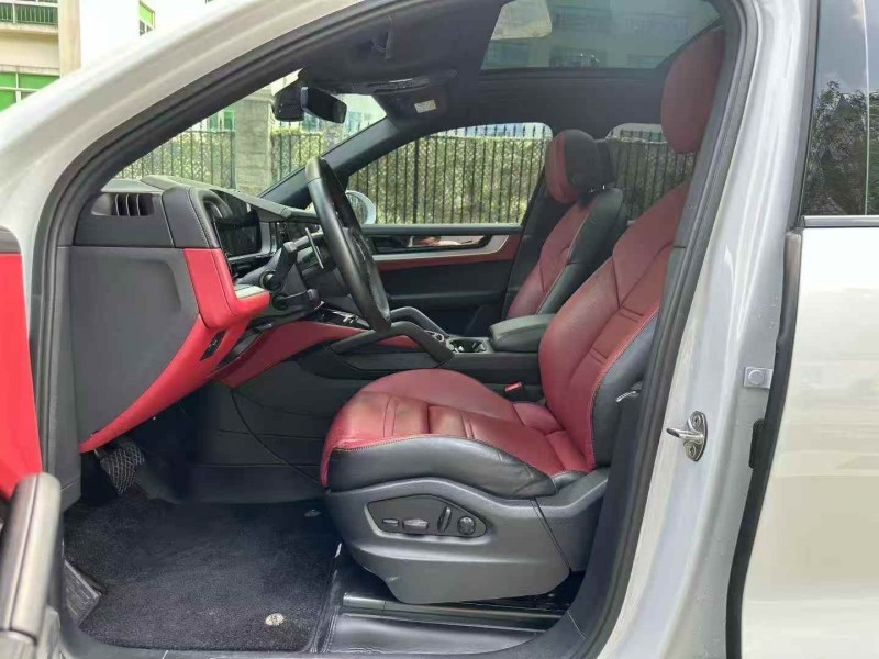 深圳24年保时捷卡宴6