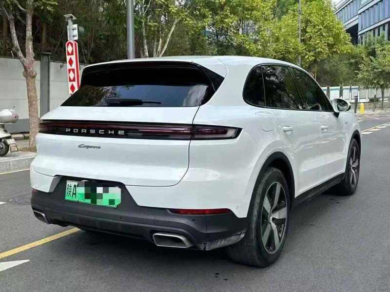 深圳24年保时捷卡宴7