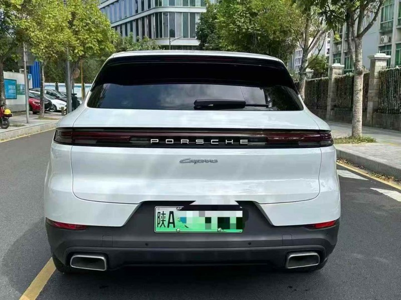 深圳24年保时捷卡宴9