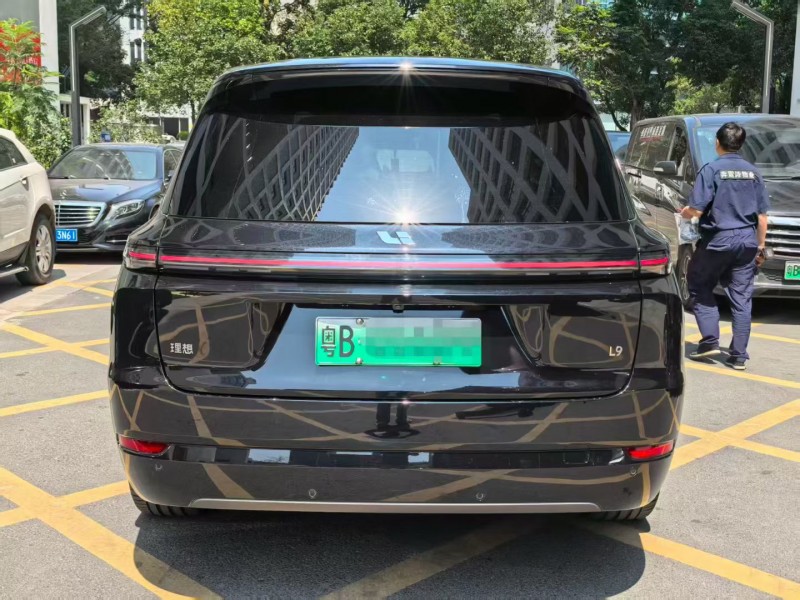 深圳23年理想L99