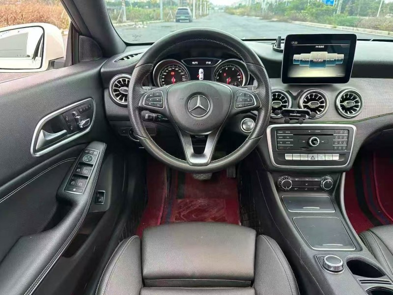 汕头18年奔驰CLA4