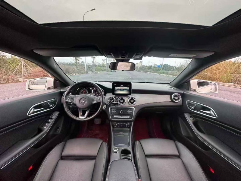 汕头18年奔驰CLA5