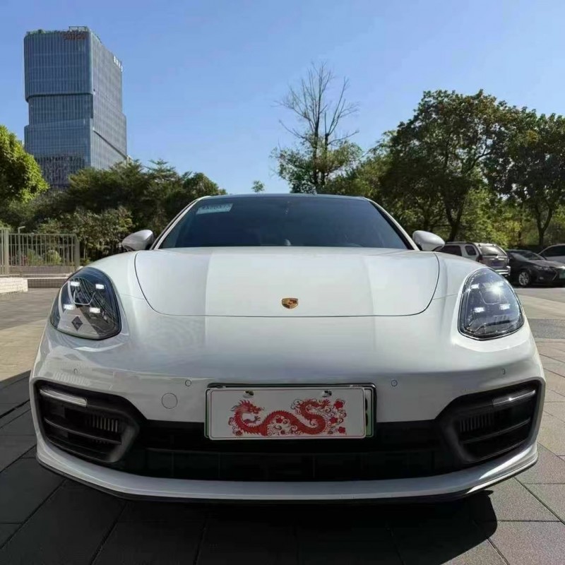 佛山22年保时捷帕拉梅拉1