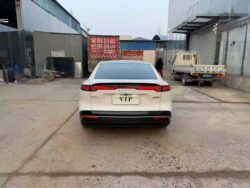 徐州25年马自达EZ69