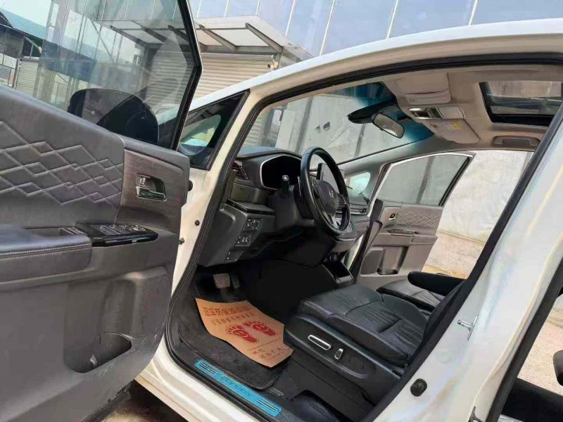 徐州23年本田艾力绅4