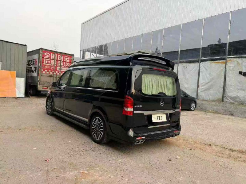 徐州19年奔驰威霆8