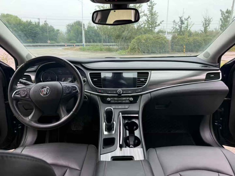 徐州22年别克君越5