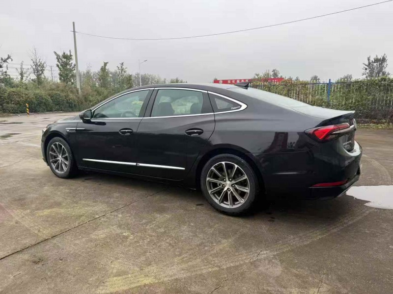 徐州22年别克君越8