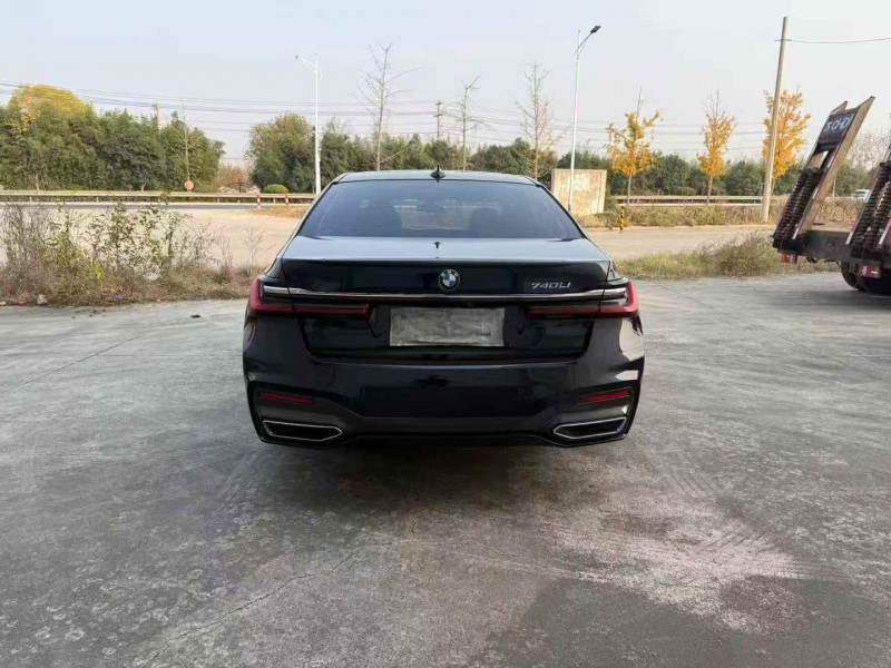 徐州20年宝马7系9